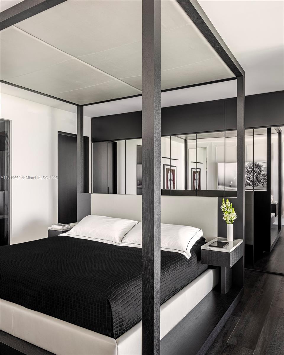 1040 Biscayne Blvd #2202 Miami, FL 33132