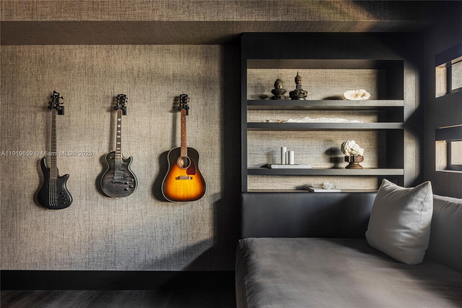 1040 Biscayne Blvd #2202 Miami, FL 33132