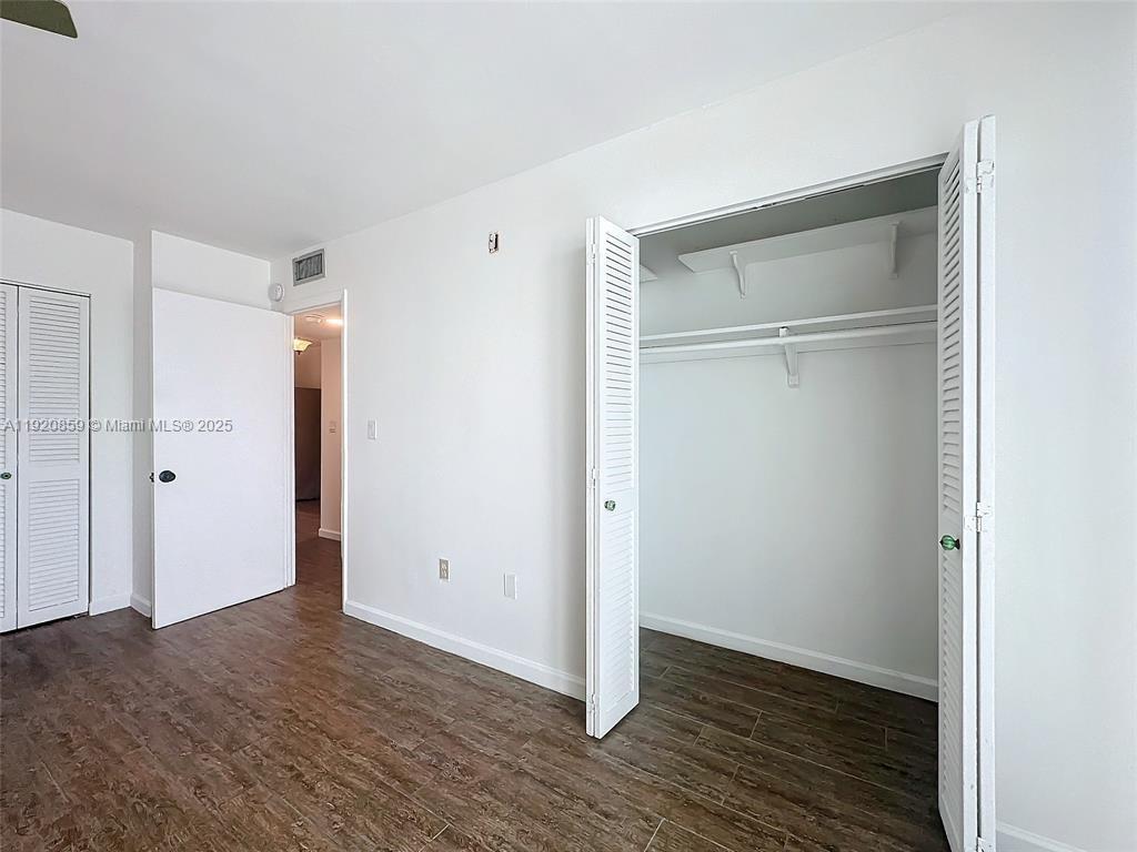 7133 Bay Dr #705 Miami Beach, FL 33141