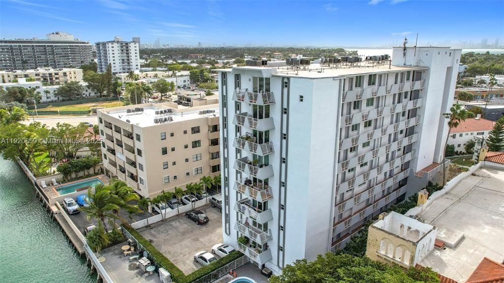 7133 Bay Dr #705 Miami Beach, FL 33141