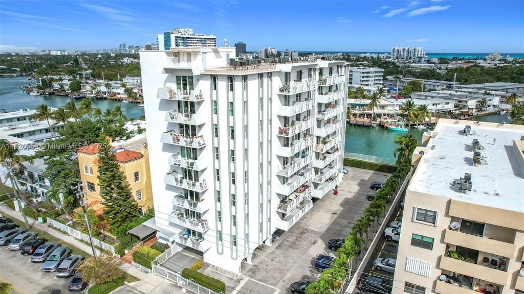 7133 Bay Dr #705 Miami Beach, FL 33141