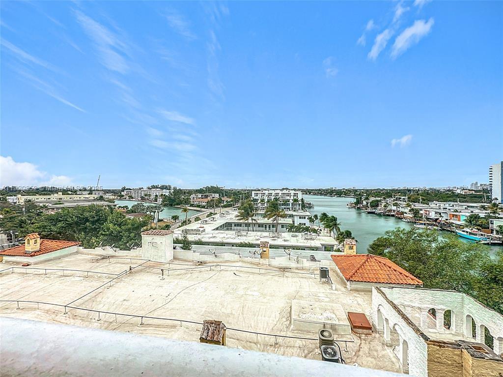 7133 Bay Dr #705 Miami Beach, FL 33141