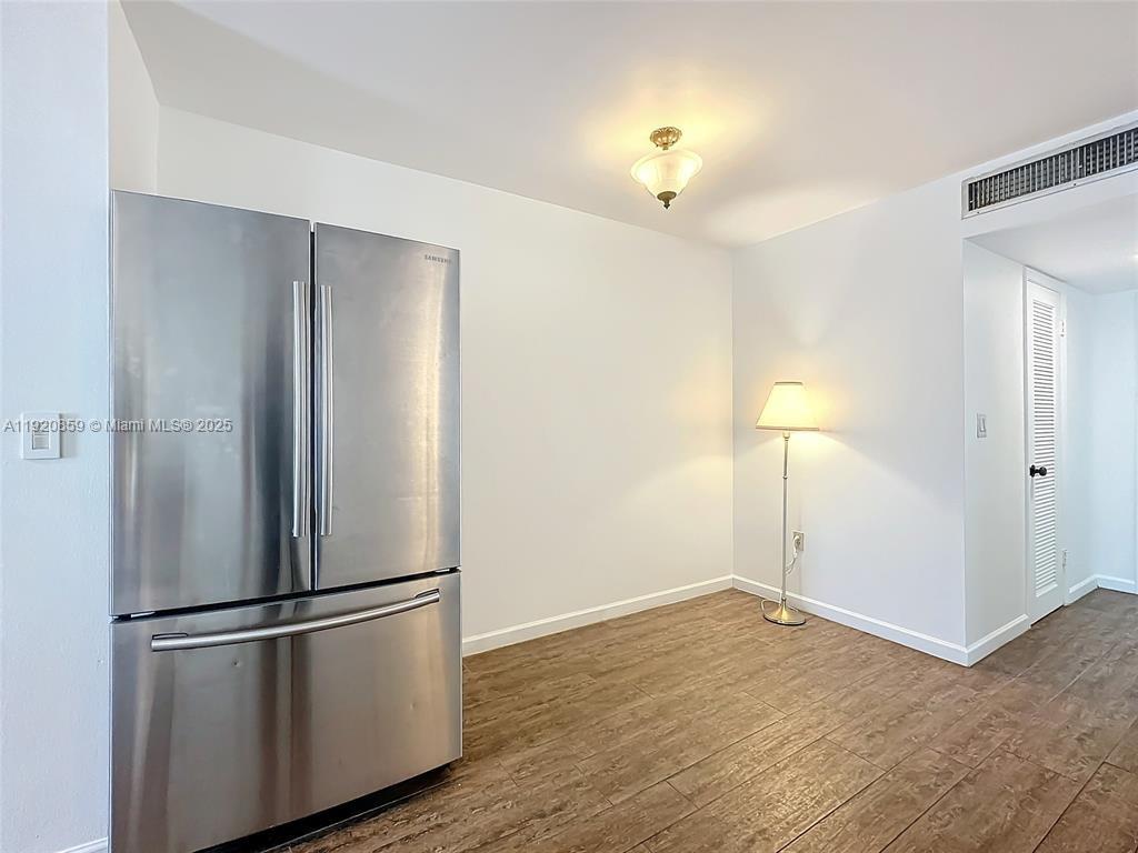 7133 Bay Dr #705 Miami Beach, FL 33141