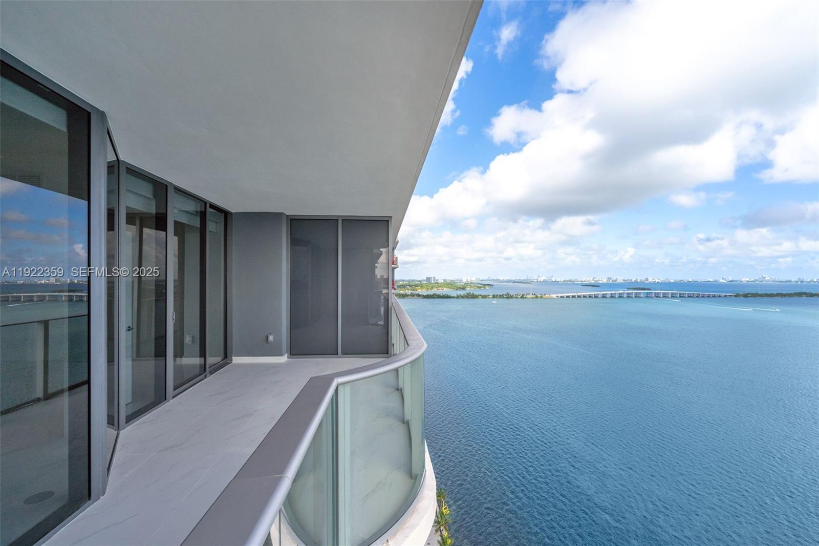 700 NE 24th St #2003 Miami, FL 33137