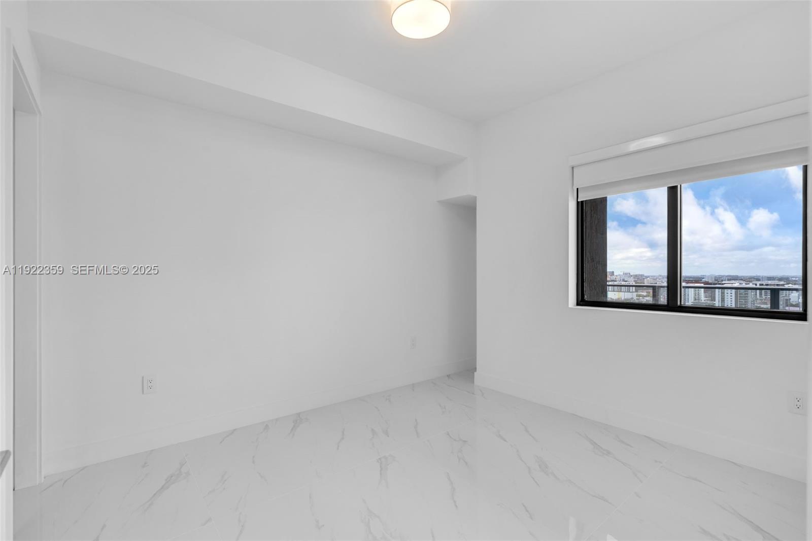 700 NE 24th St #2003 Miami, FL 33137