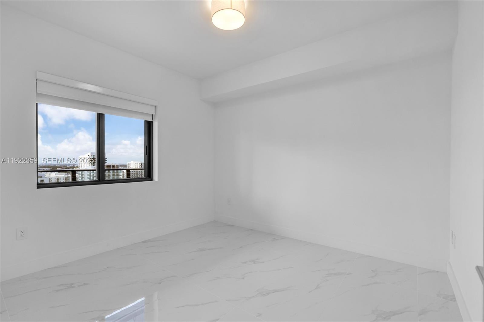 700 NE 24th St #2003 Miami, FL 33137