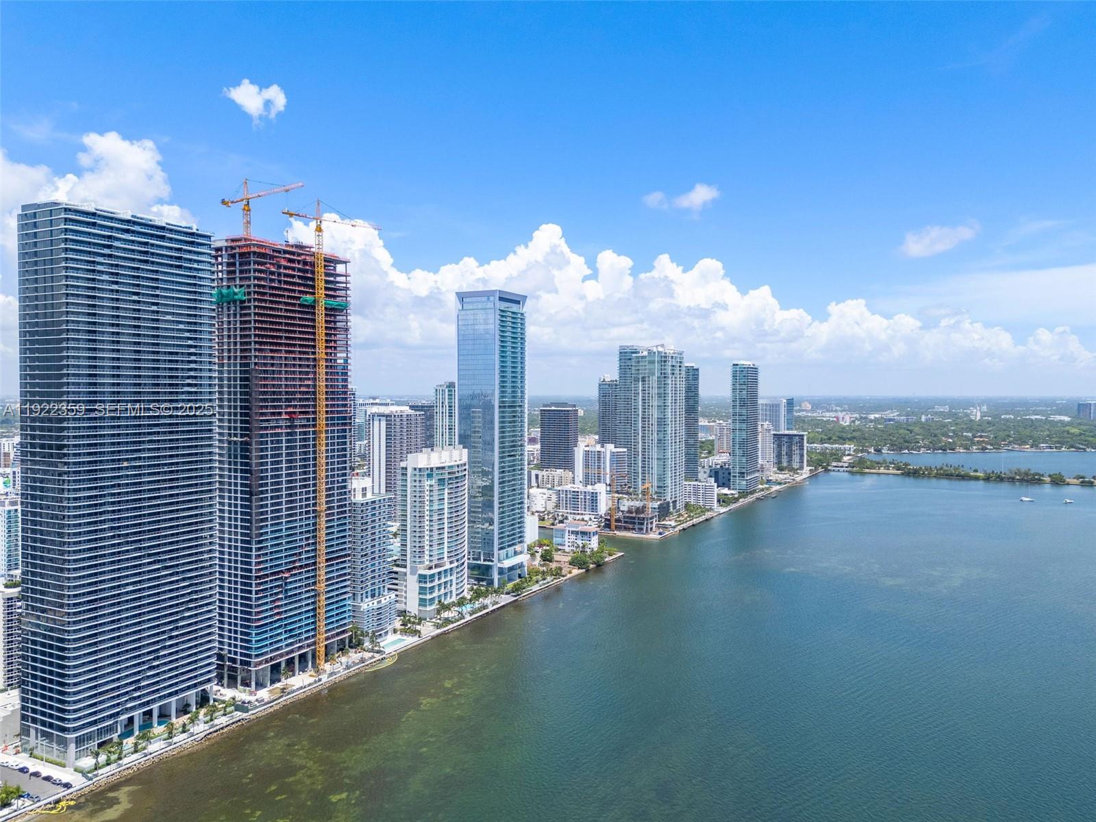 700 NE 24th St #2003 Miami, FL 33137