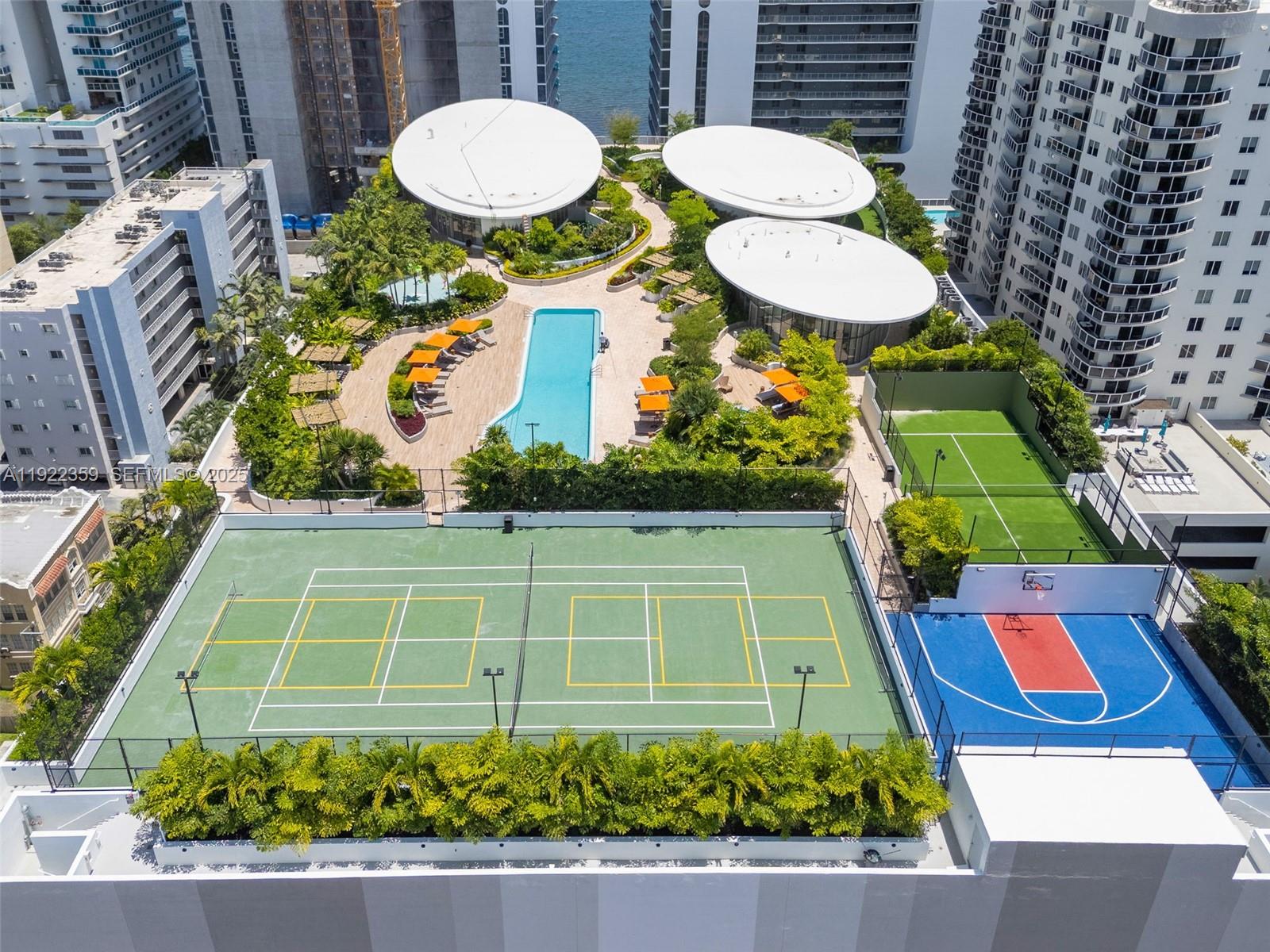 700 NE 24th St #2003 Miami, FL 33137