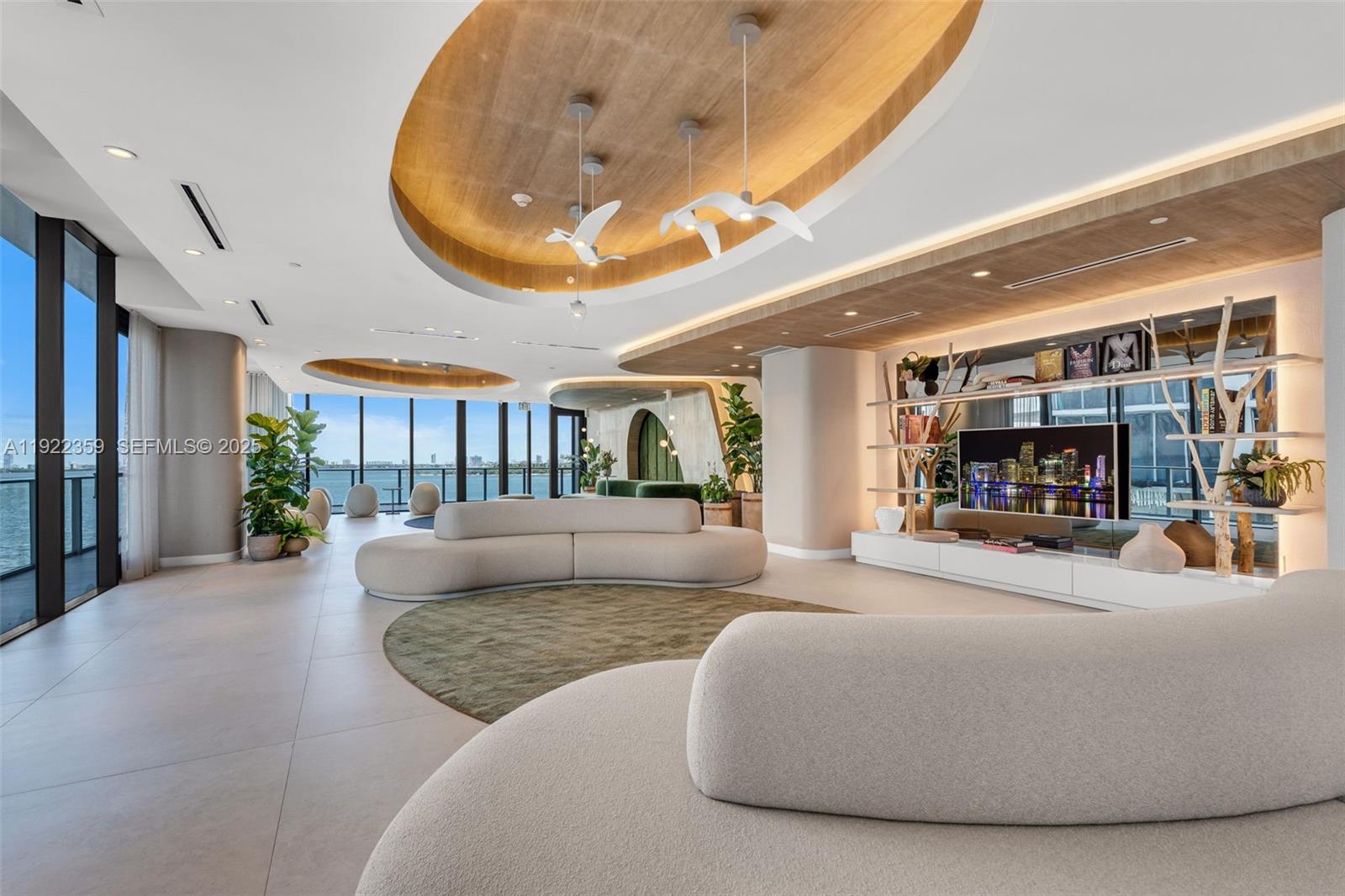 700 NE 24th St #2003 Miami, FL 33137