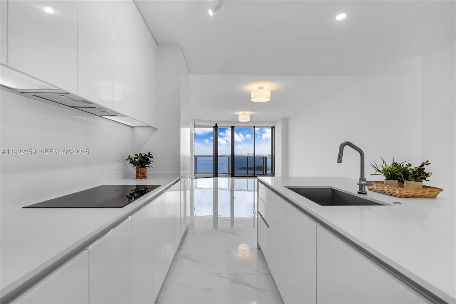 700 NE 24th St #2003 Miami, FL 33137