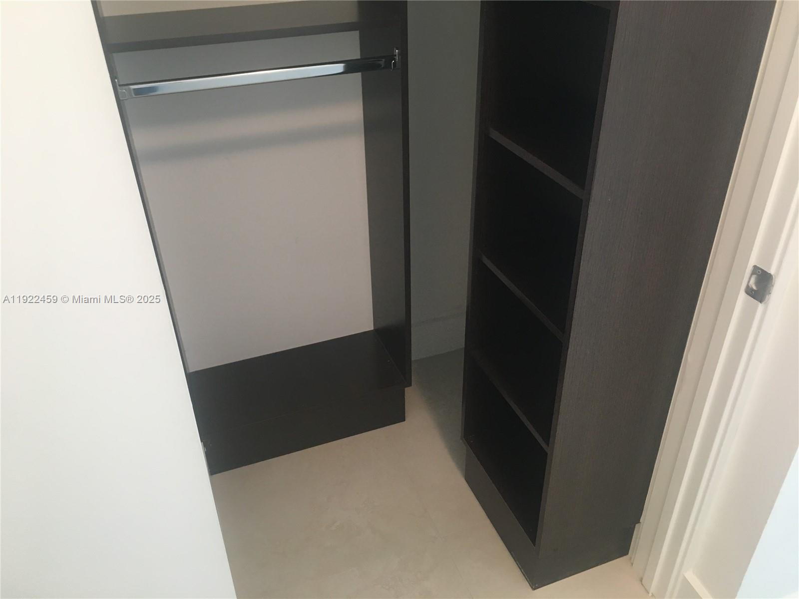 6000 Collins Ave #521 Miami Beach, FL 33140