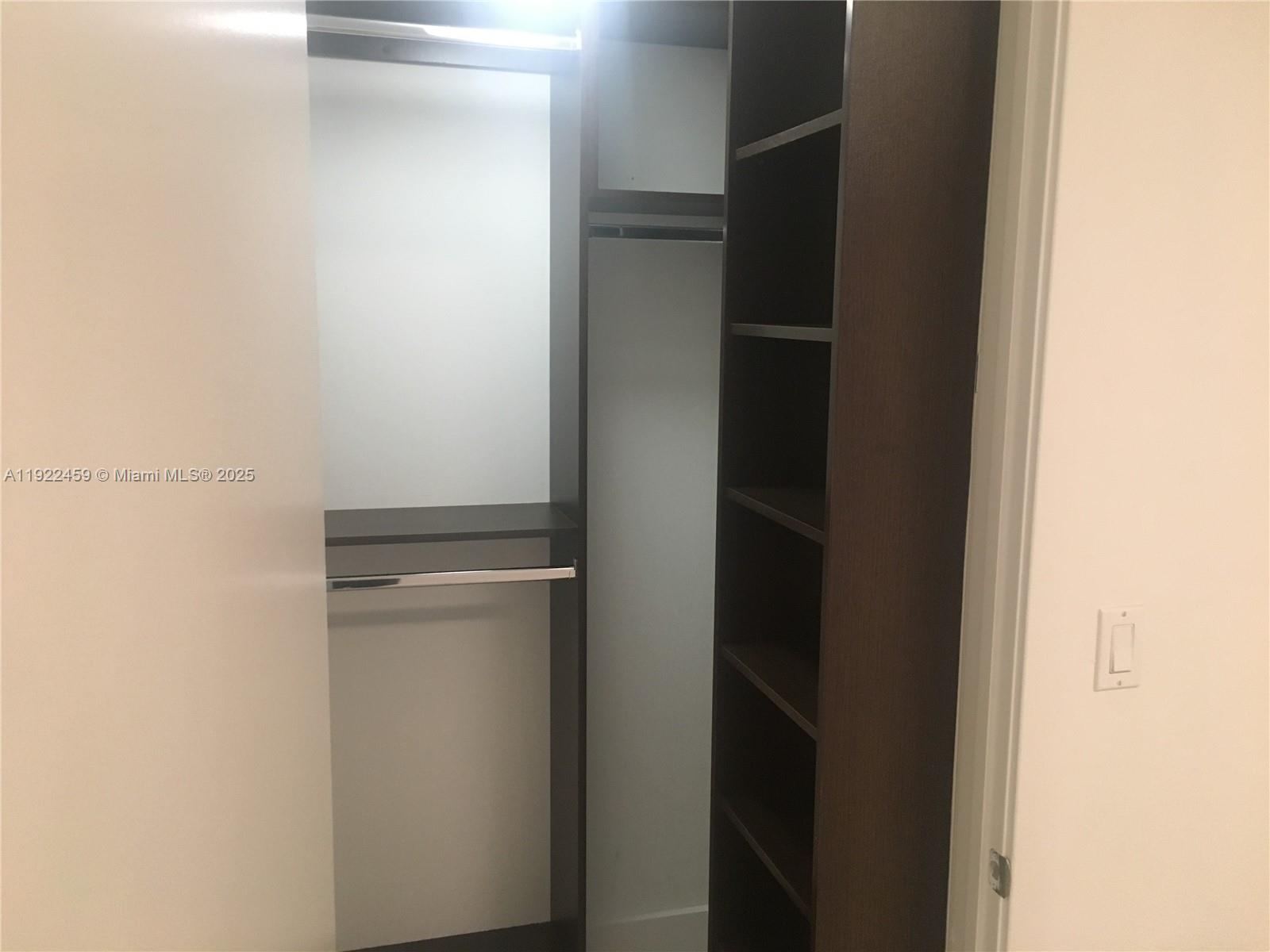 6000 Collins Ave #521 Miami Beach, FL 33140