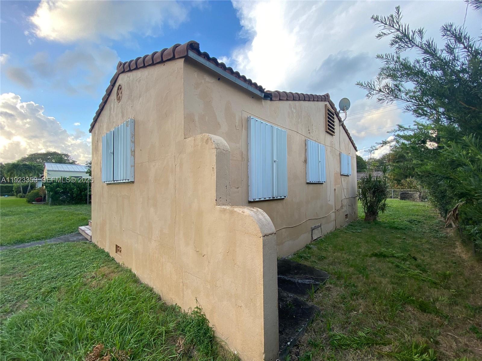 37 NE 110th St Miami Shores, FL 33161