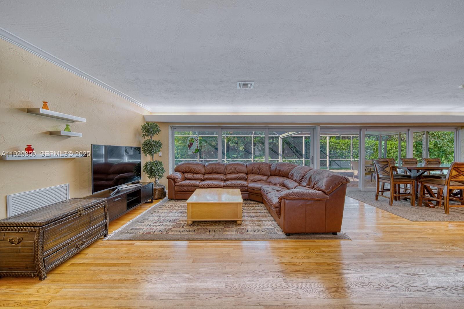 13400 SW 78th Ct Pinecrest, FL 33156