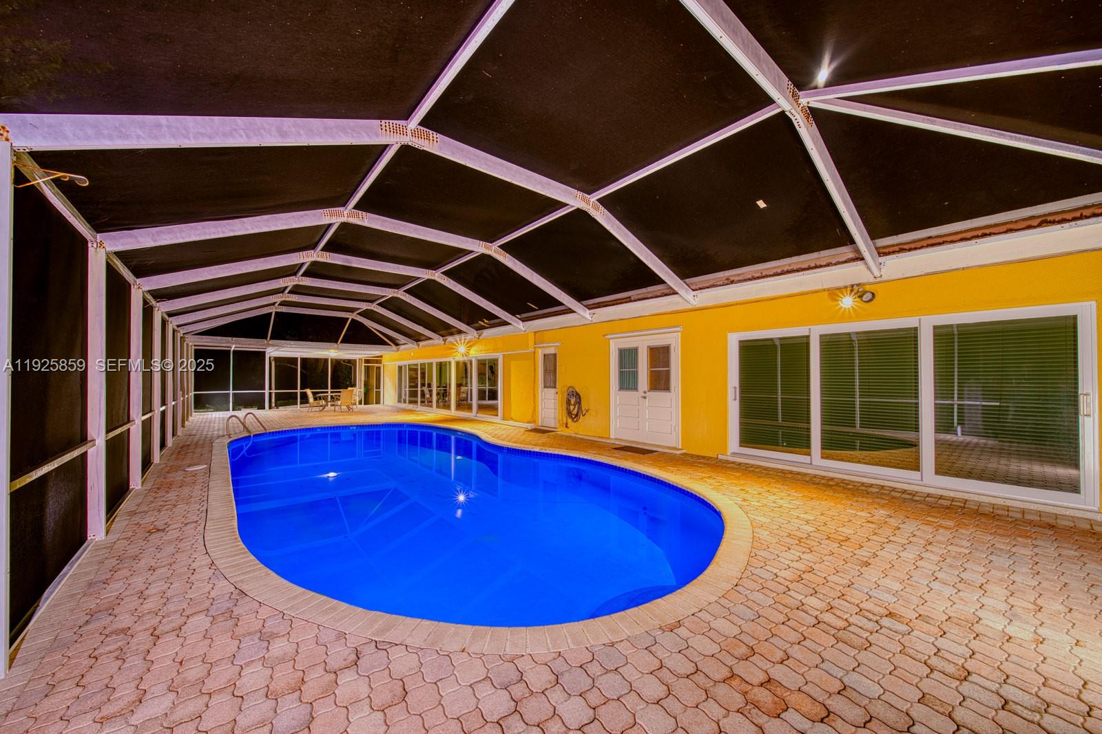 13400 SW 78th Ct Pinecrest, FL 33156