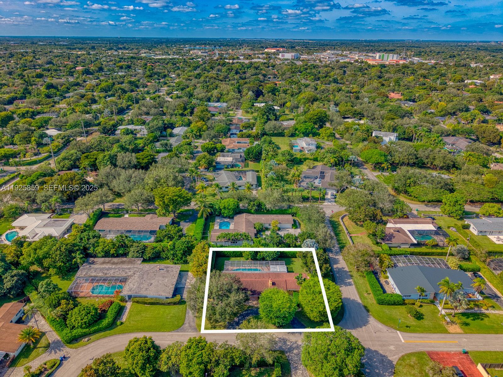 13400 SW 78th Ct Pinecrest, FL 33156