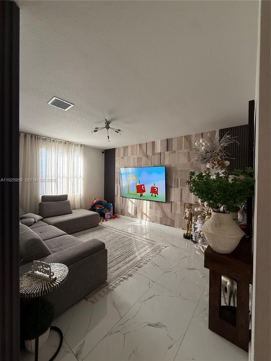 22632 SW 131st Ave Miami, FL 33170