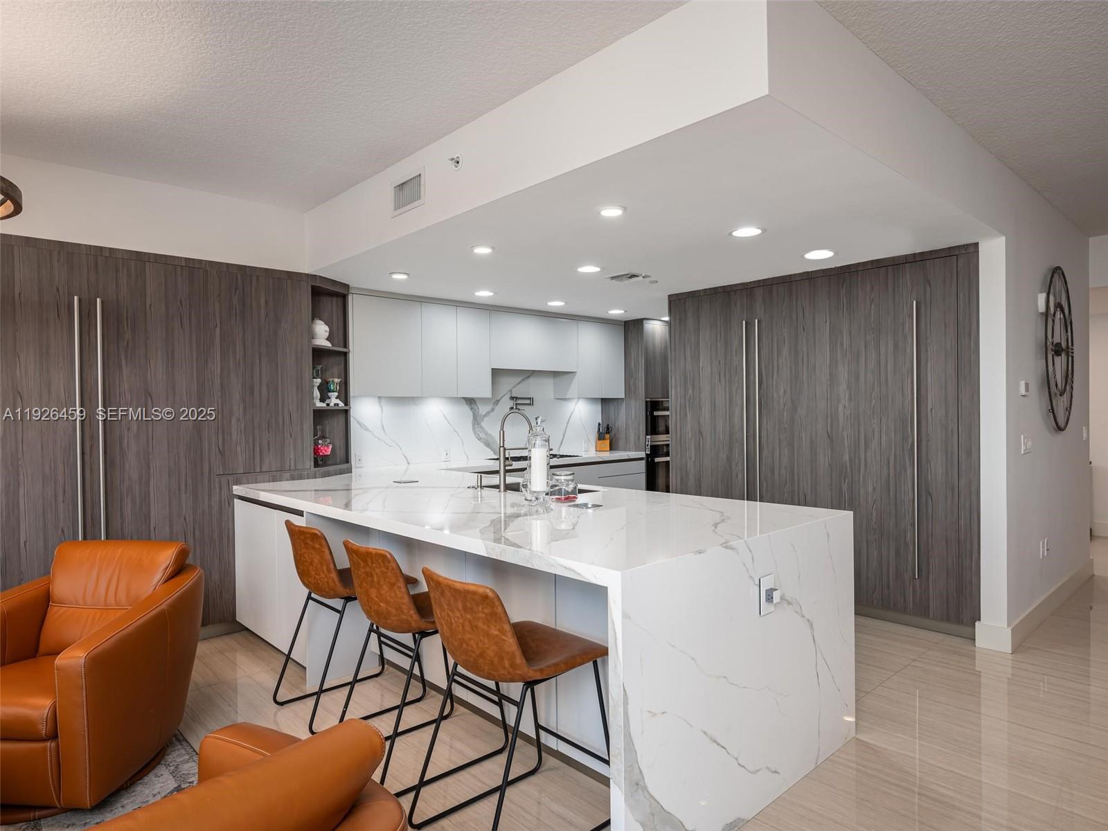 3415 N Ocean Dr #605 Hollywood, FL 33019