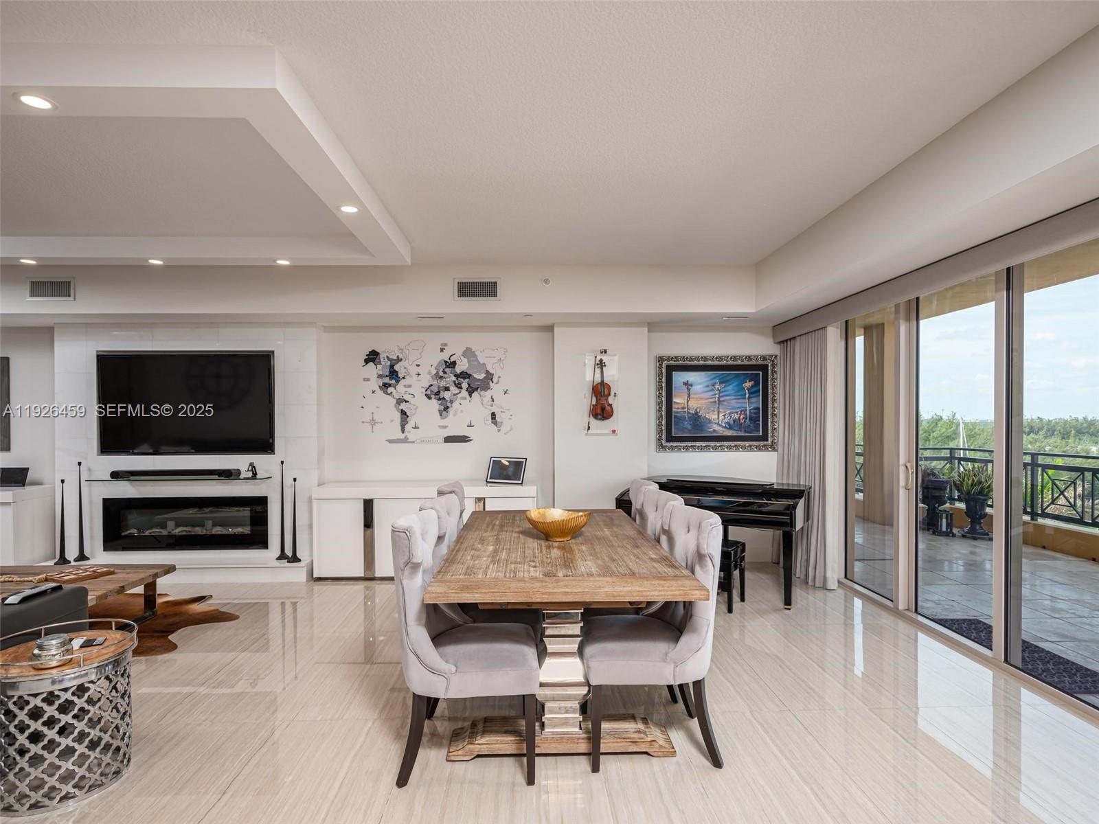 3415 N Ocean Dr #605 Hollywood, FL 33019