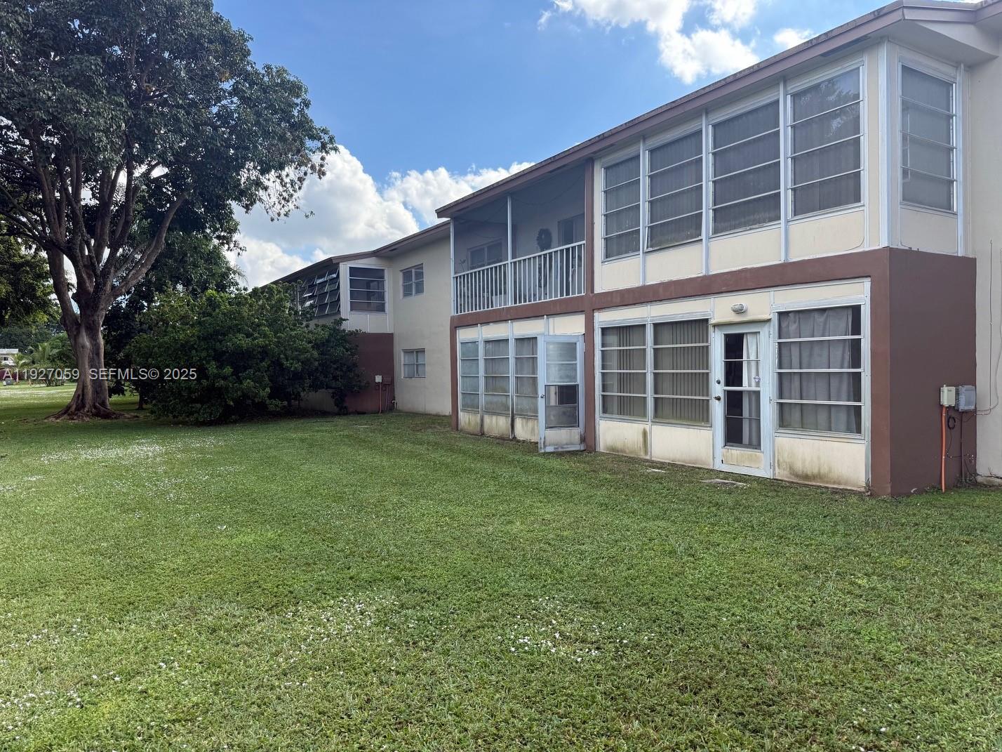 7605 NW 5th Ct #102 Margate, FL 33063