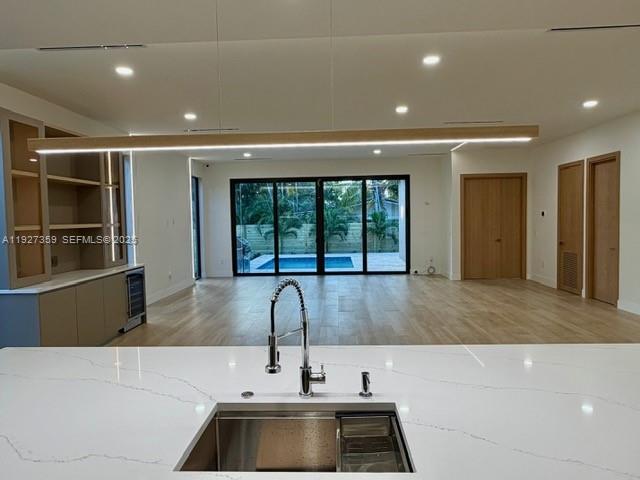 1729 NE 16th Ter Fort Lauderdale, FL 33305