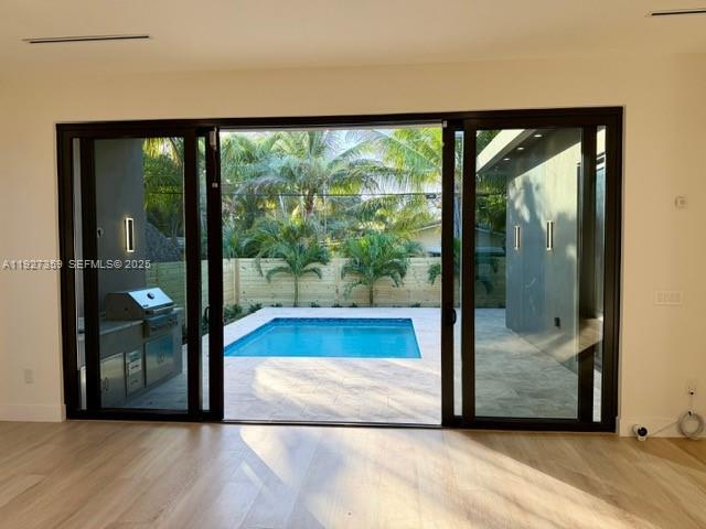 1729 NE 16th Ter Fort Lauderdale, FL 33305