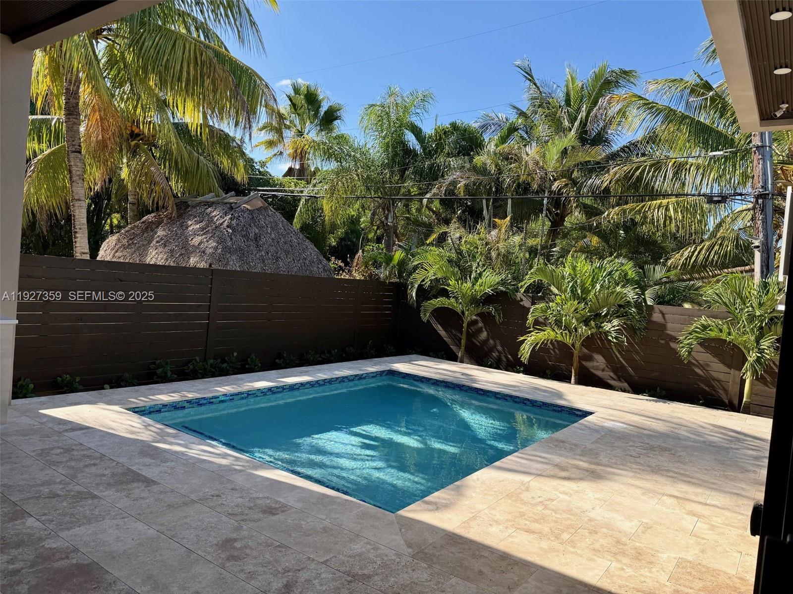 1729 NE 16th Ter Fort Lauderdale, FL 33305