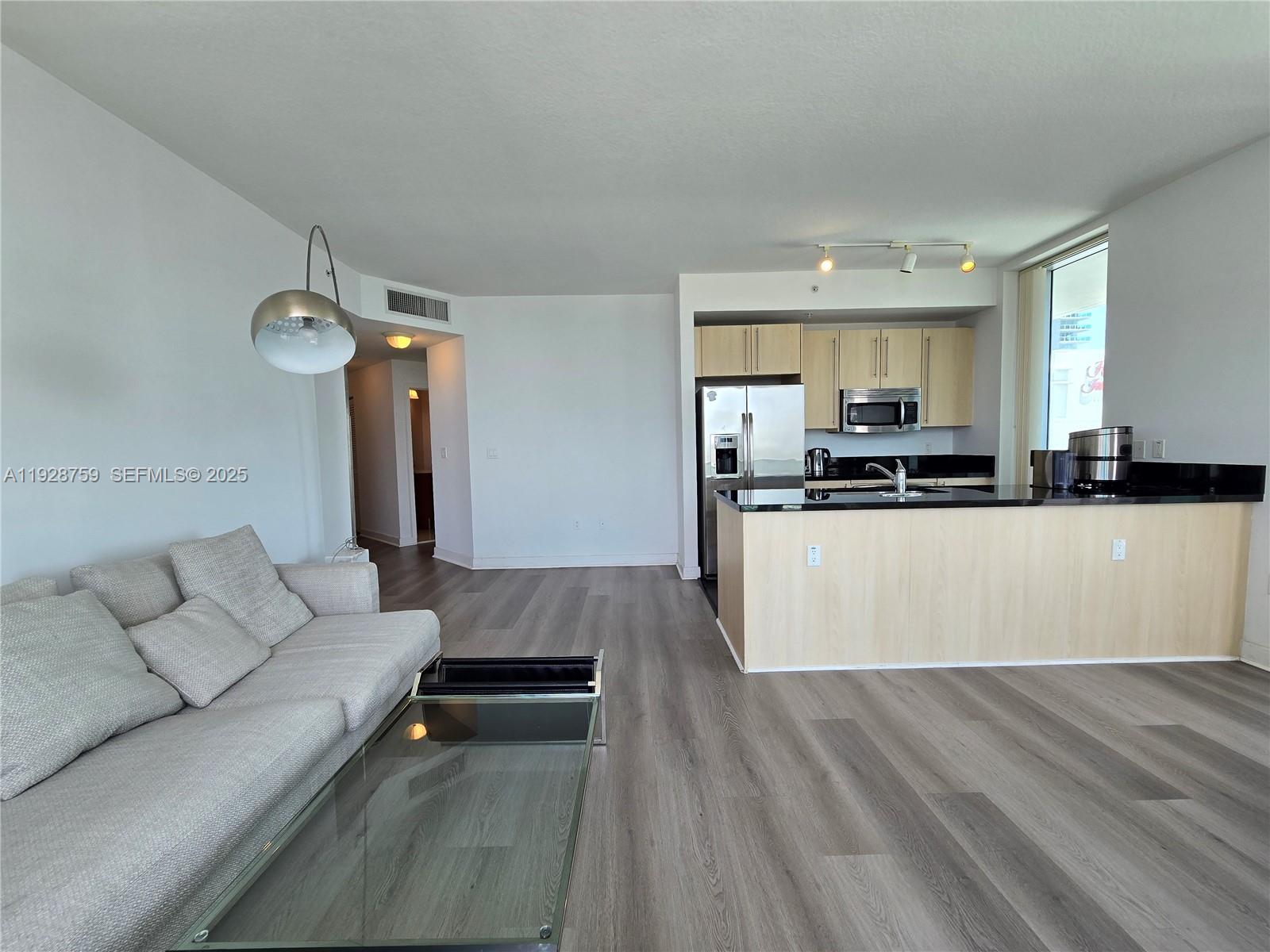 79 SW 12th St #1701-S Miami, FL 33130