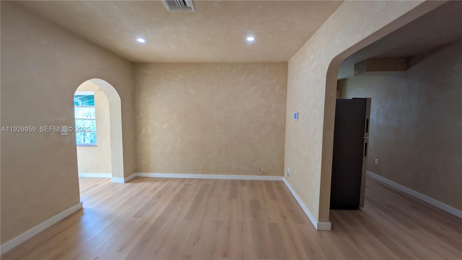 1431 NW 26th St Miami, FL 33142