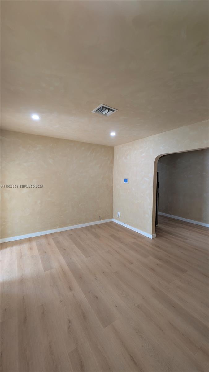 1431 NW 26th St Miami, FL 33142