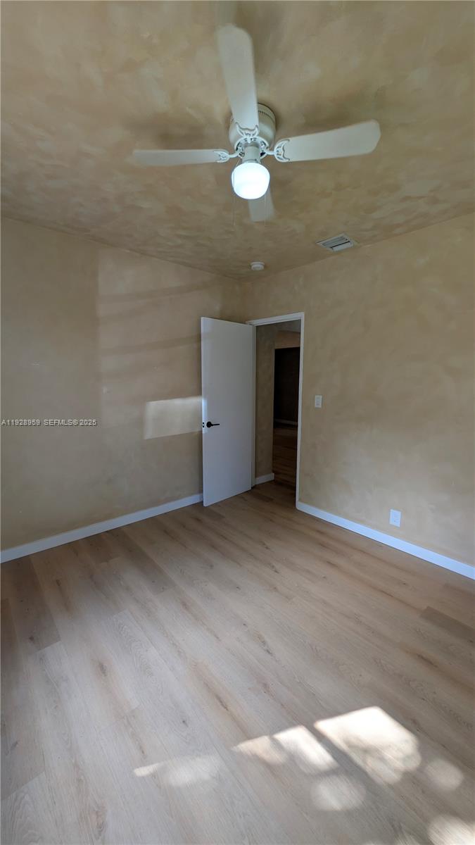 1431 NW 26th St Miami, FL 33142