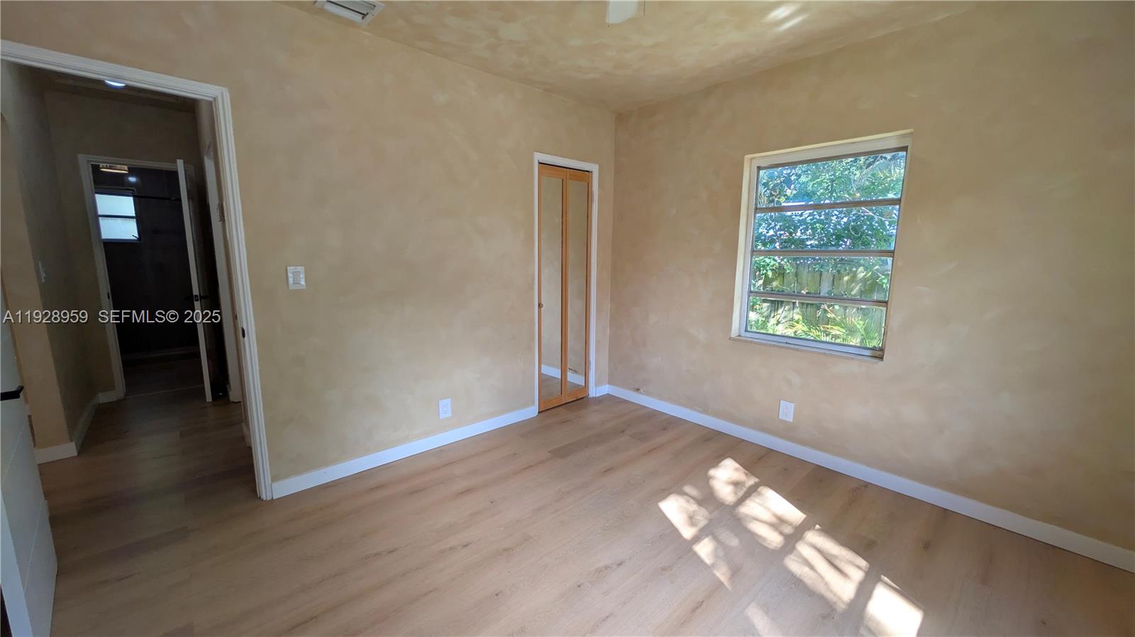 1431 NW 26th St Miami, FL 33142