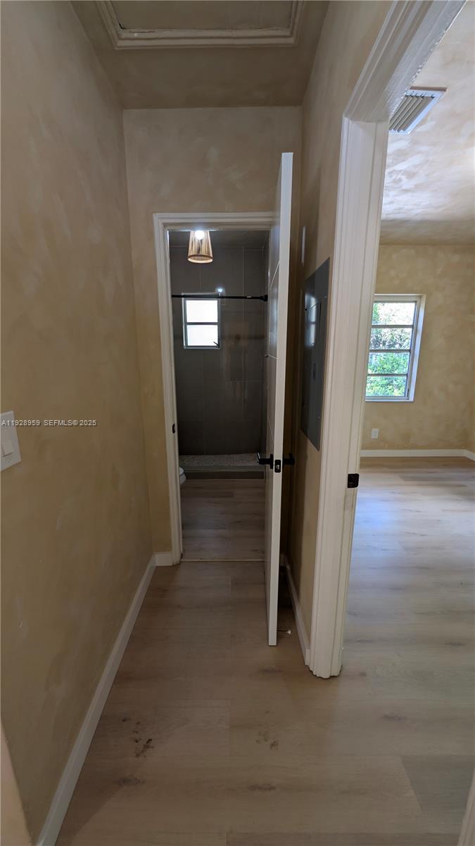 1431 NW 26th St Miami, FL 33142