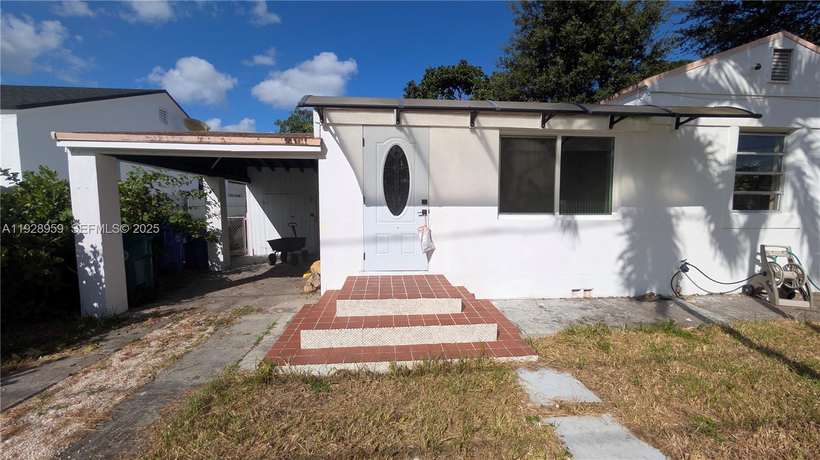 1431 NW 26th St Miami, FL 33142