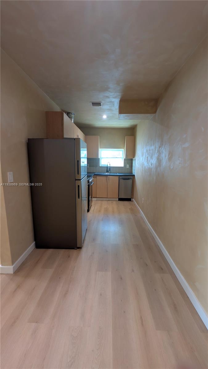 1431 NW 26th St Miami, FL 33142