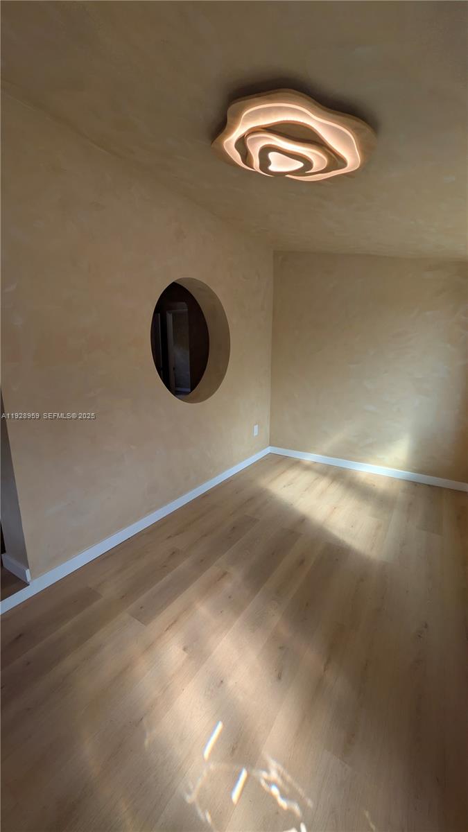 1431 NW 26th St Miami, FL 33142