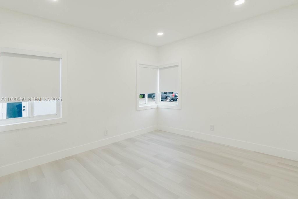 2101 SW 16th Ter Miami, FL 33145