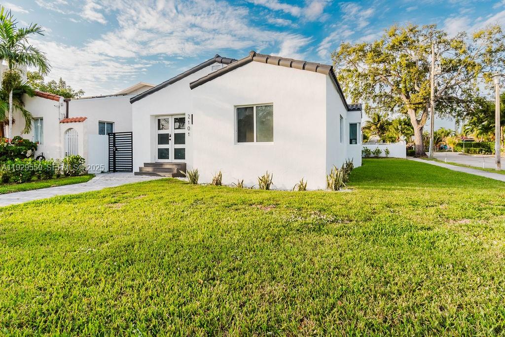 2101 SW 16th Ter Miami, FL 33145