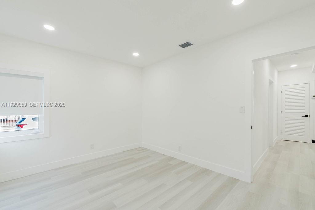 2101 SW 16th Ter Miami, FL 33145