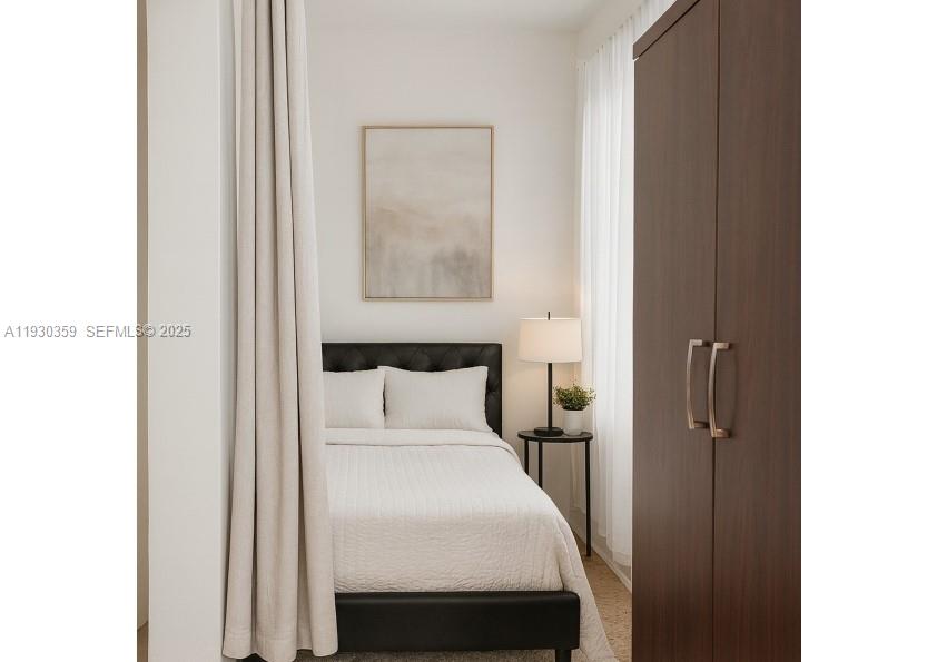 934 Michigan Ave #302 Miami Beach, FL 33139