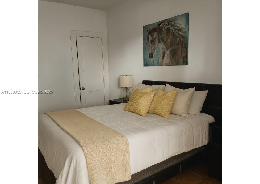 934 Michigan Ave #302 Miami Beach, FL 33139