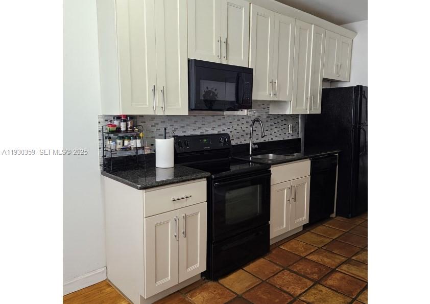 934 Michigan Ave #302 Miami Beach, FL 33139