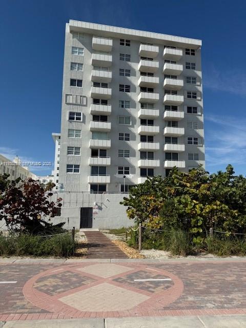 465 Ocean Dr #507