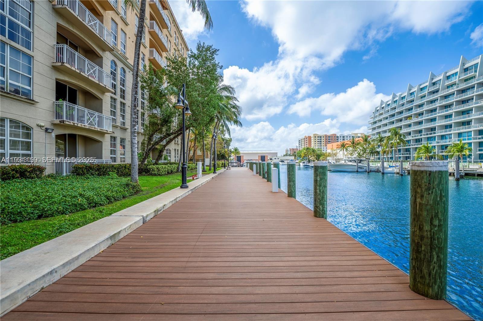 3001 NE 185th St #127