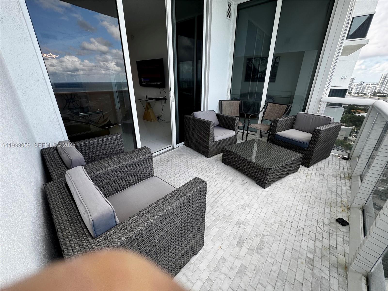 image Trump Royale18