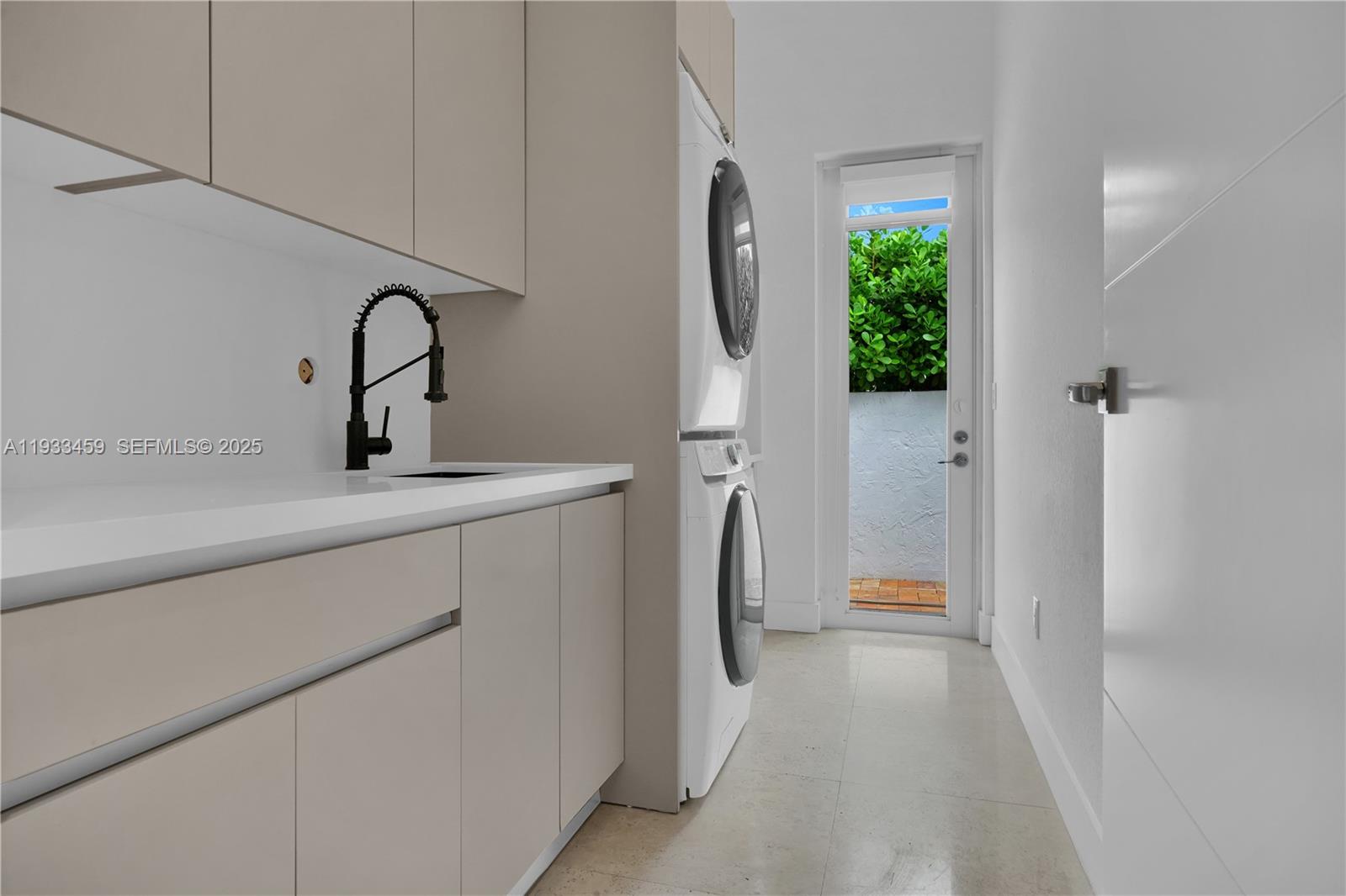 7780 SW 110th St Pinecrest, FL 33156