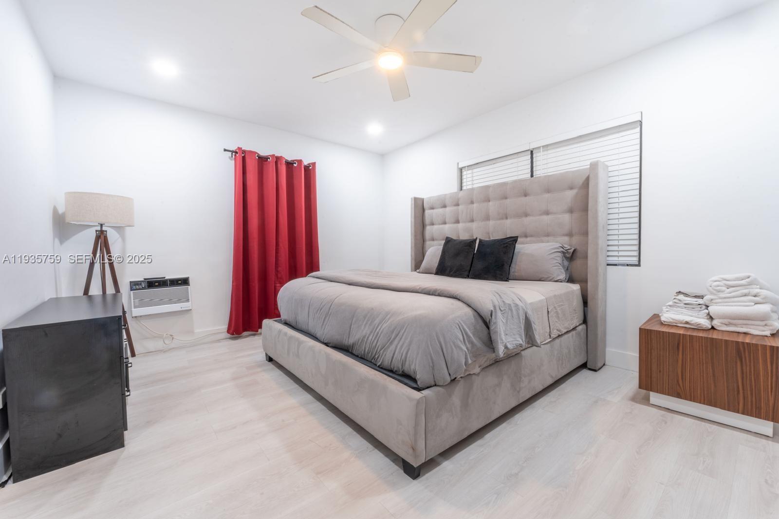 711 85th St Miami Beach, FL 33141