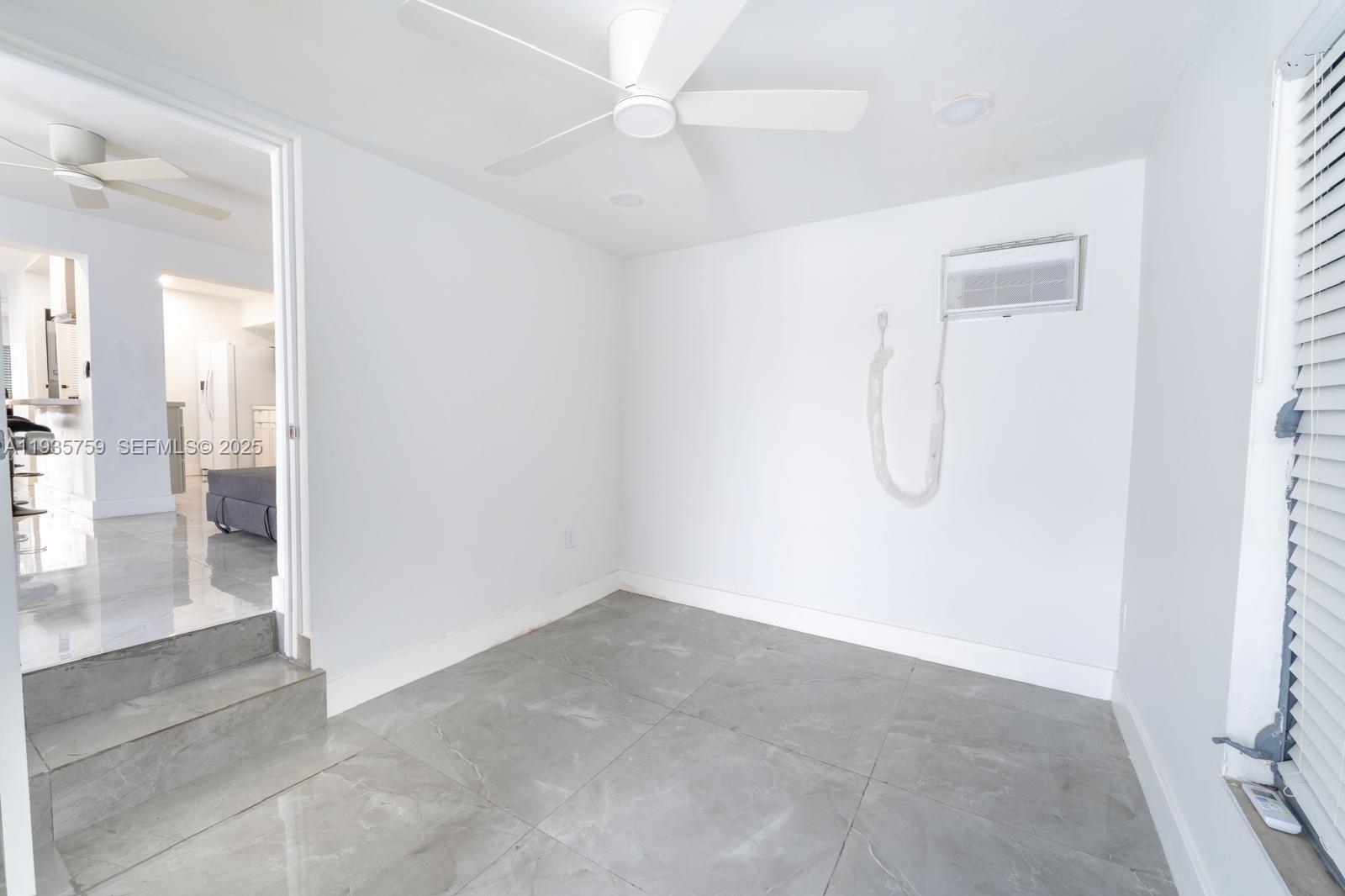 711 85th St Miami Beach, FL 33141