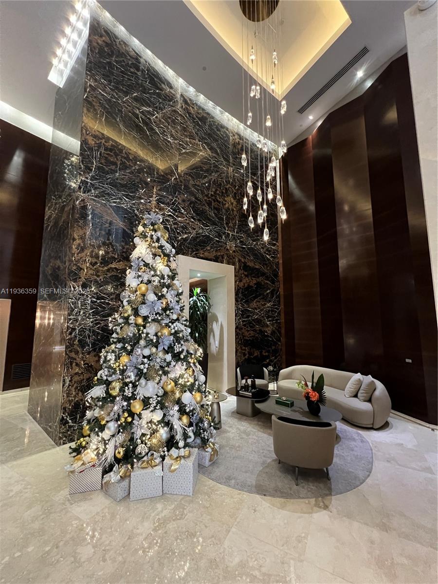 image Tdr Tower Iii Condo51