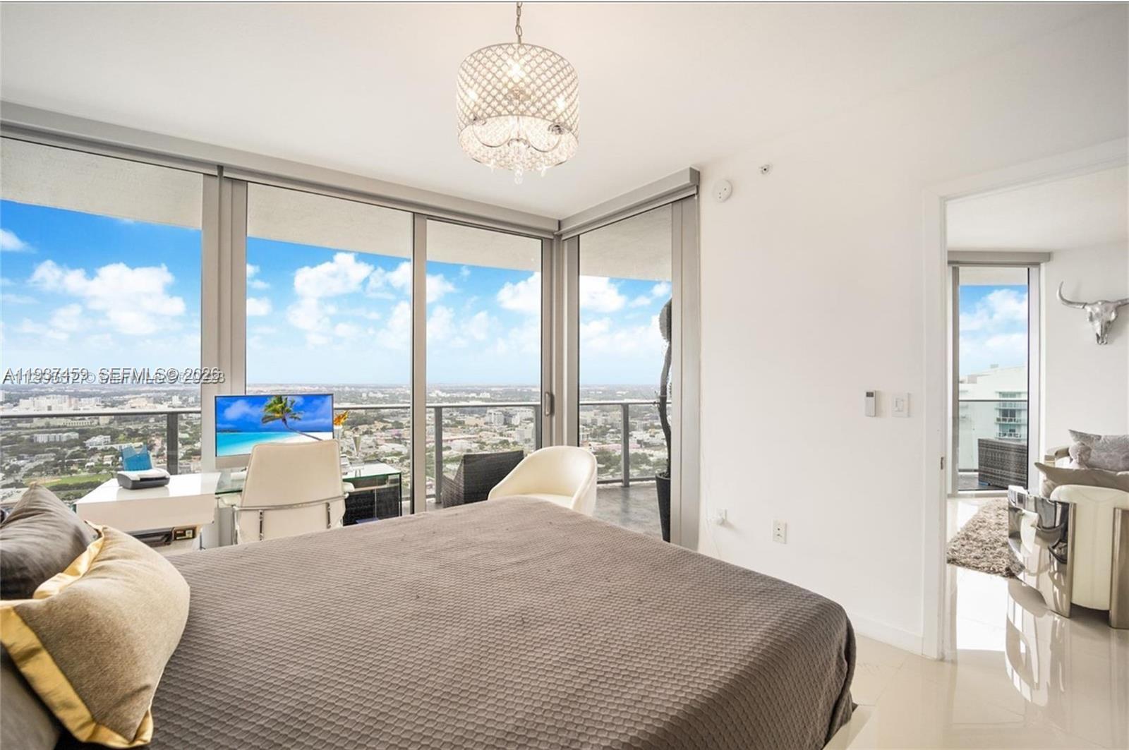 image Aria on the Bay7